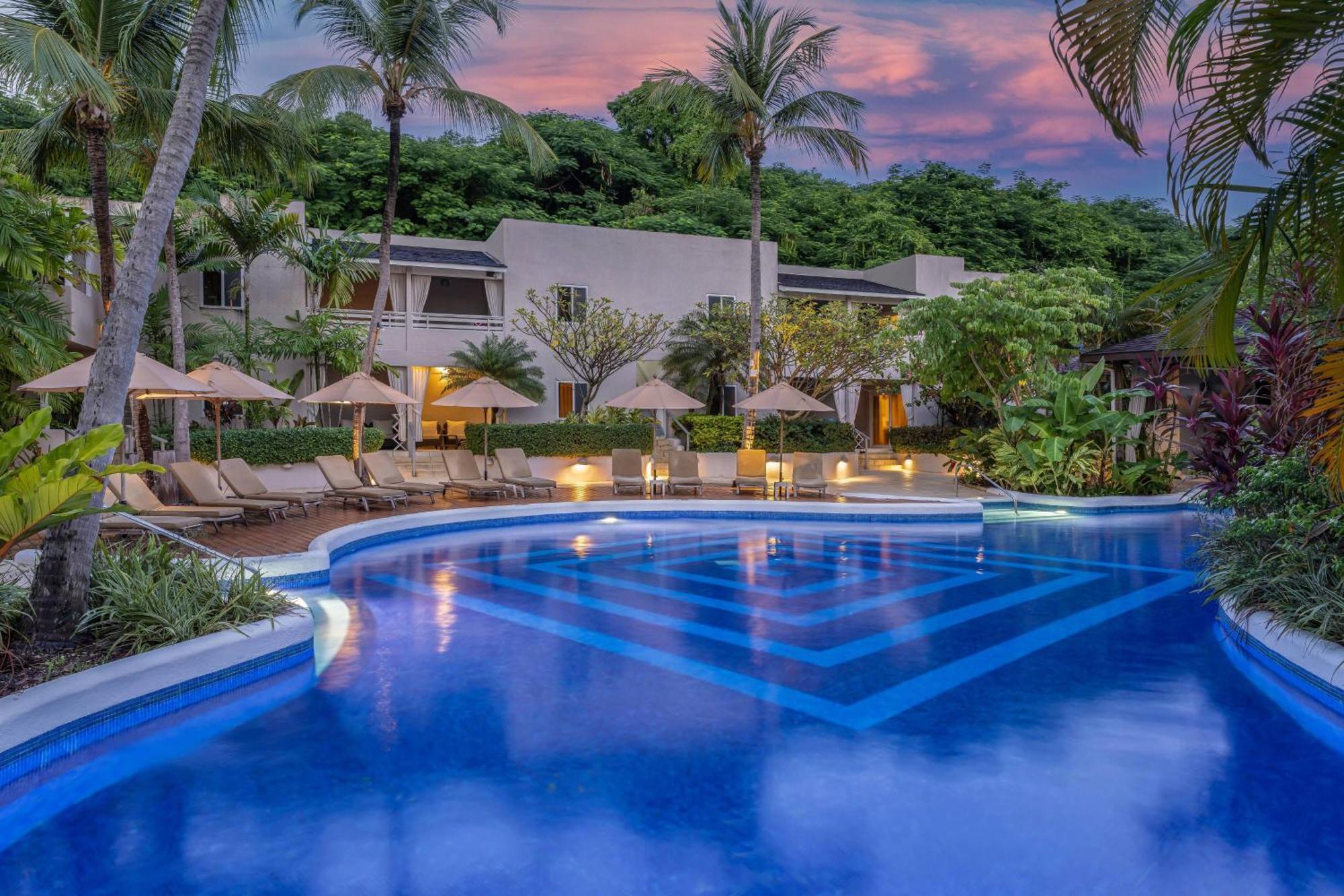 Waves Resort & Spa, Barbados, An Autograph Collection All-Inclusive Resort Saint James Bagian luar foto