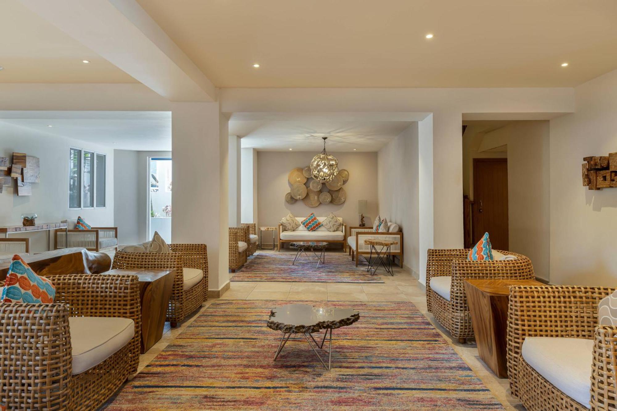 Waves Resort & Spa, Barbados, An Autograph Collection All-Inclusive Resort Saint James Bagian luar foto