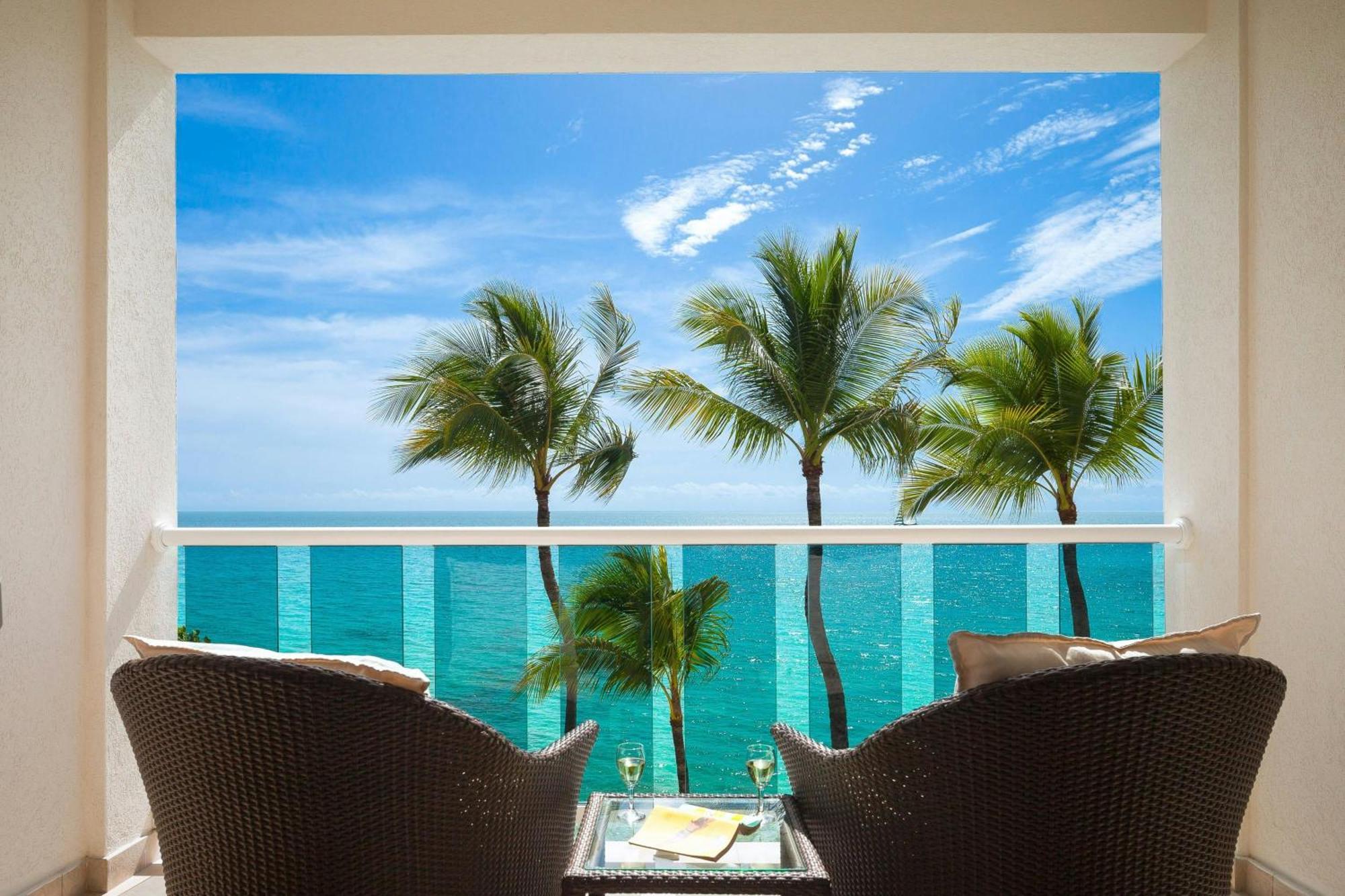 Waves Resort & Spa, Barbados, An Autograph Collection All-Inclusive Resort Saint James Bagian luar foto