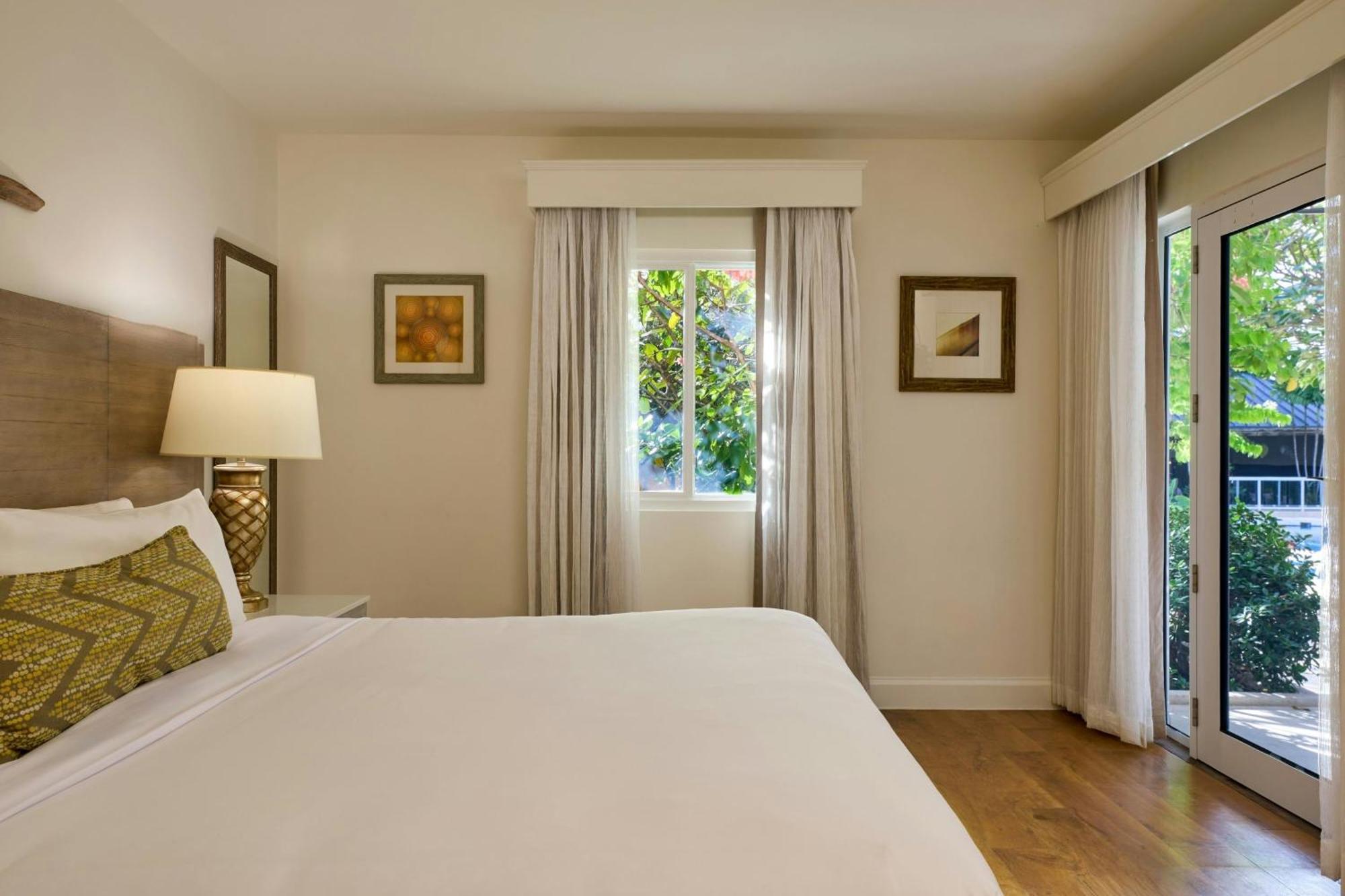 Waves Resort & Spa, Barbados, An Autograph Collection All-Inclusive Resort Saint James Bagian luar foto