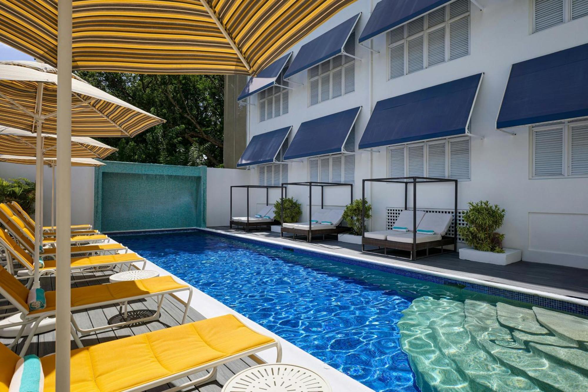 Waves Resort & Spa, Barbados, An Autograph Collection All-Inclusive Resort Saint James Bagian luar foto